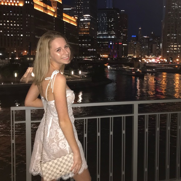 Meet your Posher, Maddie - Picture 1 of 4